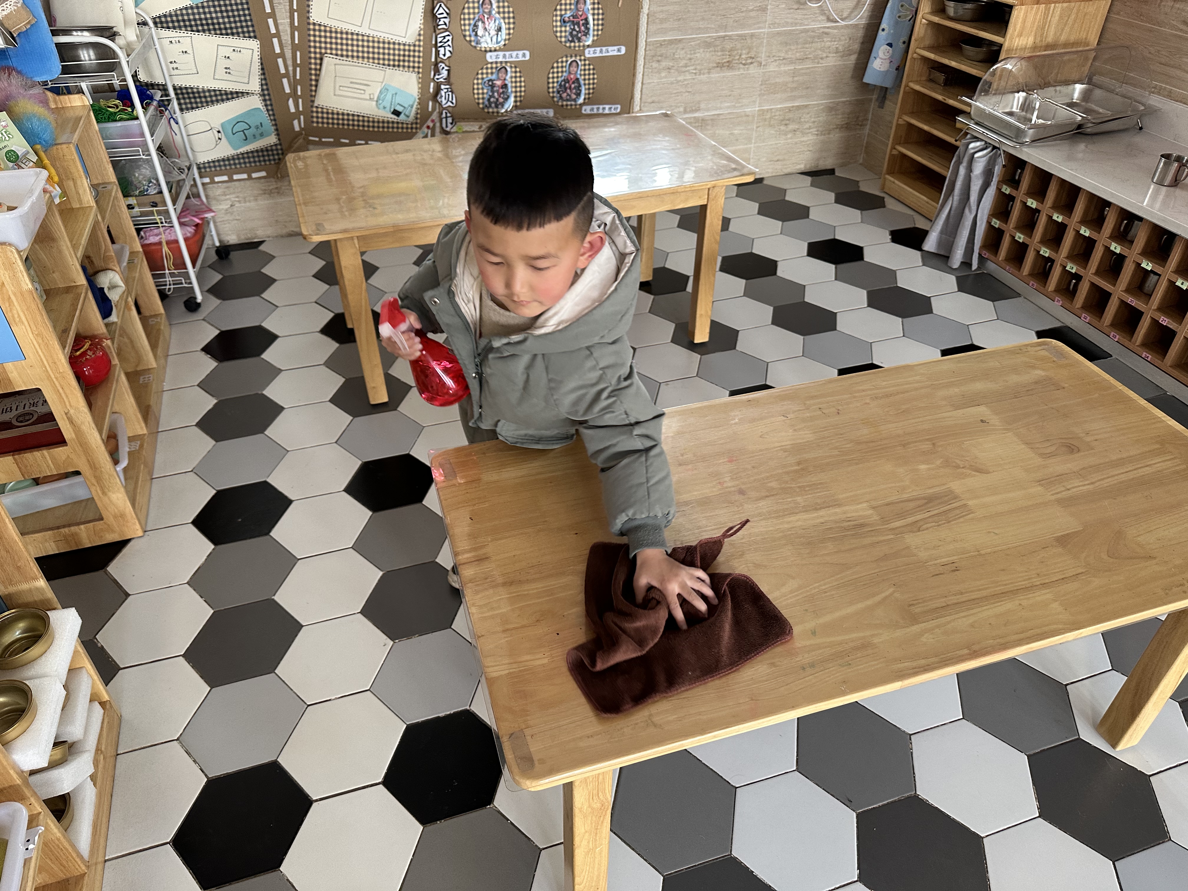 cb1ee07bcd5c44d8ac359c9a592edb04.jpg
