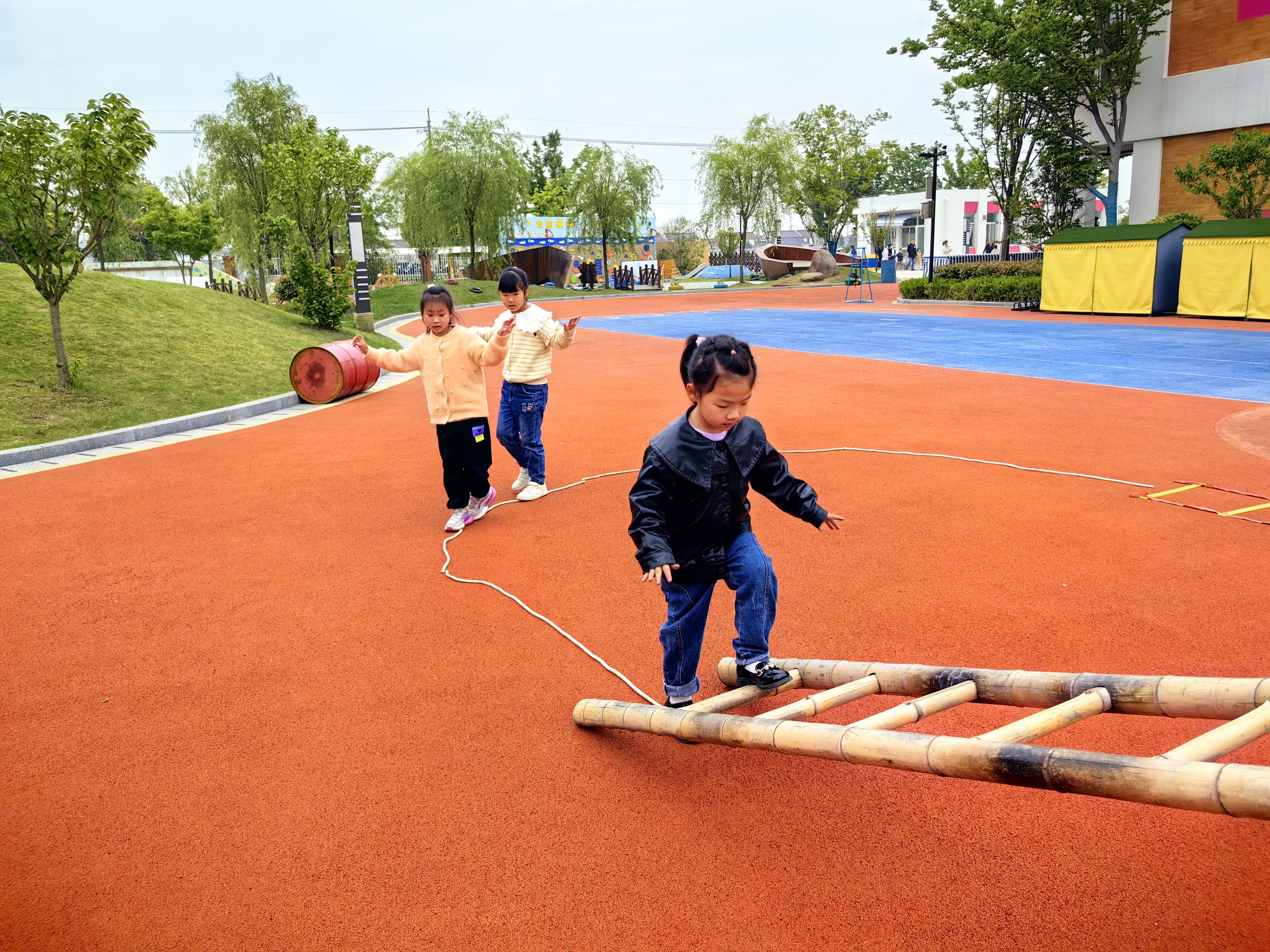 e73803683a16472680a866e8461465f5.jpg e73803683a16472680a866e8461465f5.jpg